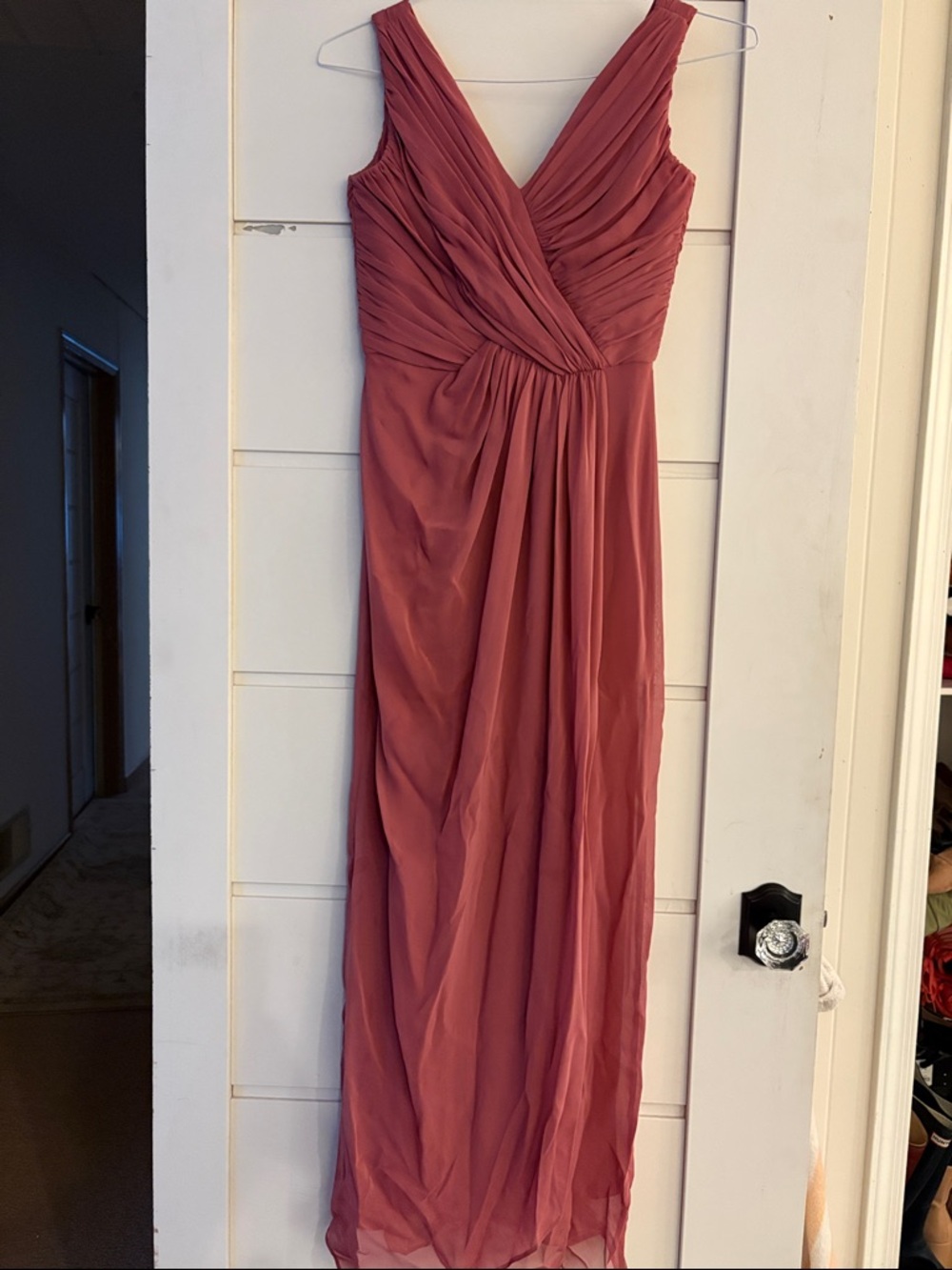 Women’s V-Neck Chiffon Evening Dress in Dusty Rose